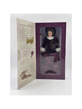 Barbie 1996 Hallmark Barbie Doll Holiday Traditions NIB Vintage